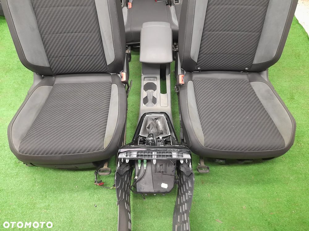 VW T-CROSS 20R R-LINE TAPICERKA SKORA FOTELE FOTEL BOCZEK - 2