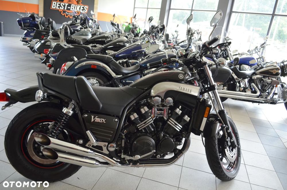 Yamaha V-MAX - 36
