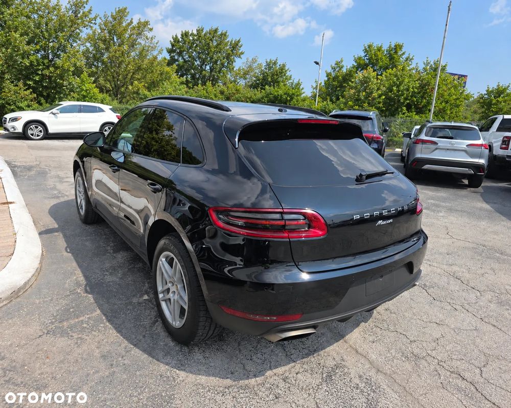 Porsche Macan - 4