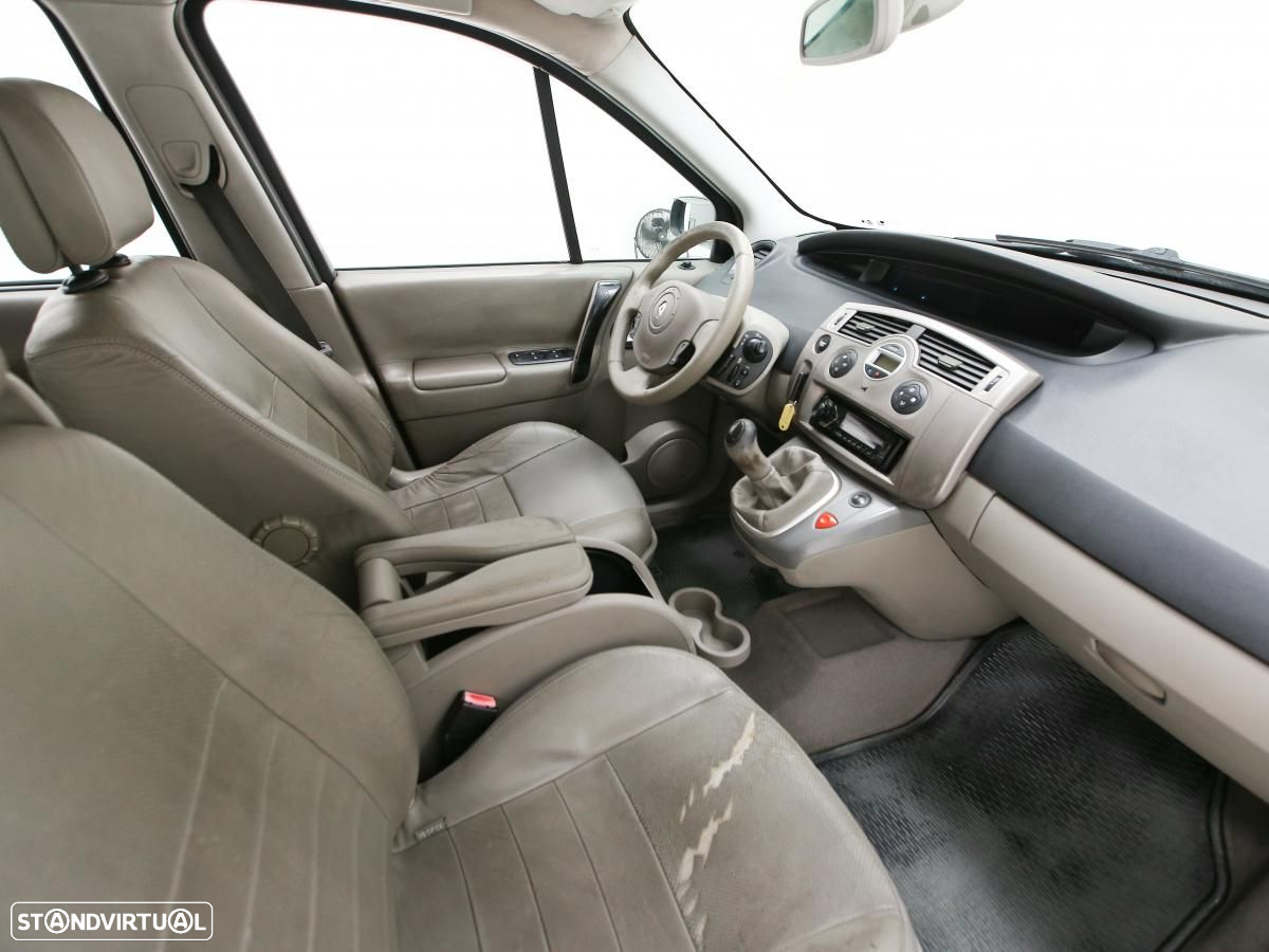 Renault Mégane Scénic - 14