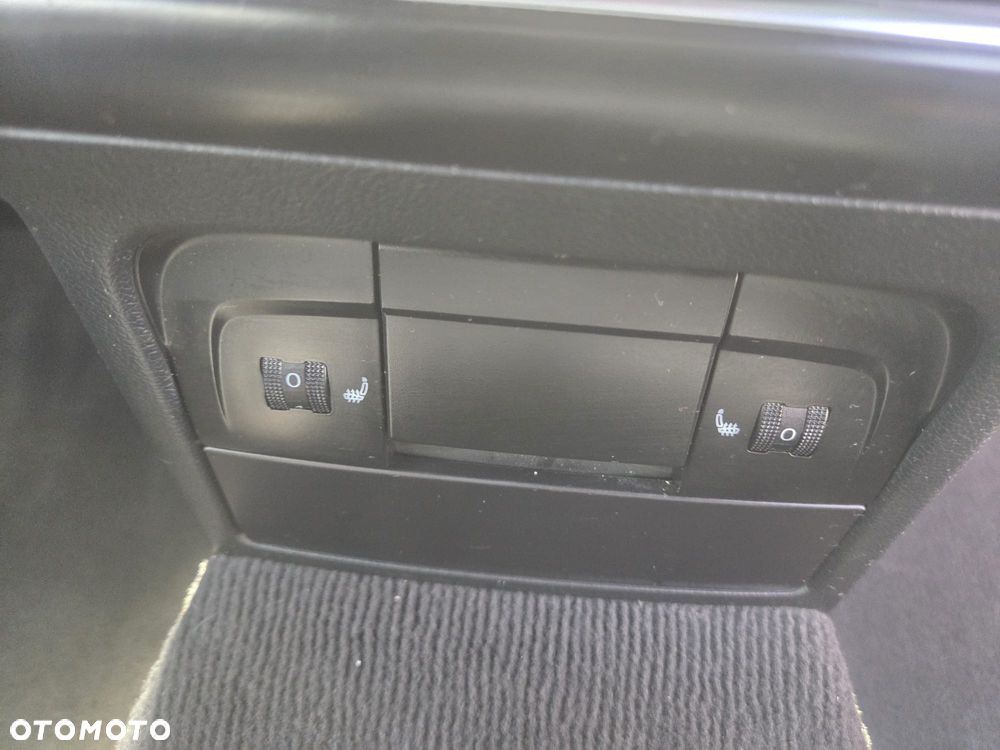 Audi A4 Avant 2.0 TDI DPF quattro S line Sportpaket (plus) - 16