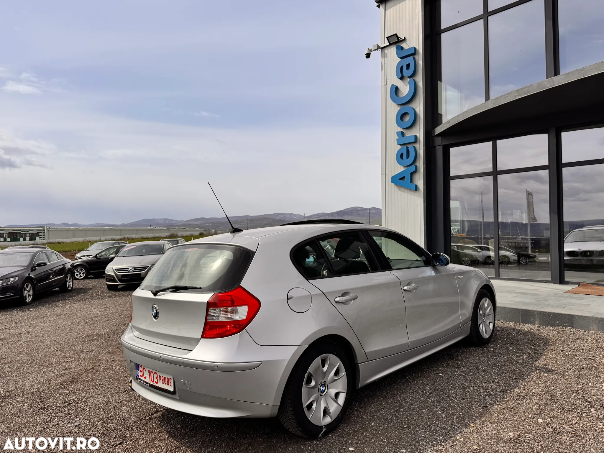 BMW Seria 1 116i - 11