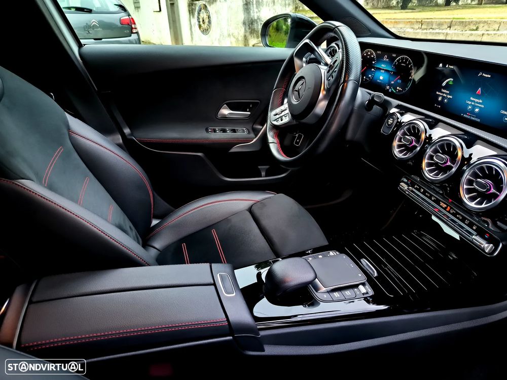 Mercedes-Benz A 250 e AMG Line - 4