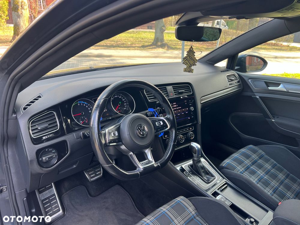 Volkswagen Golf 1.4 GTE Plug-In-Hybrid DSG - 7