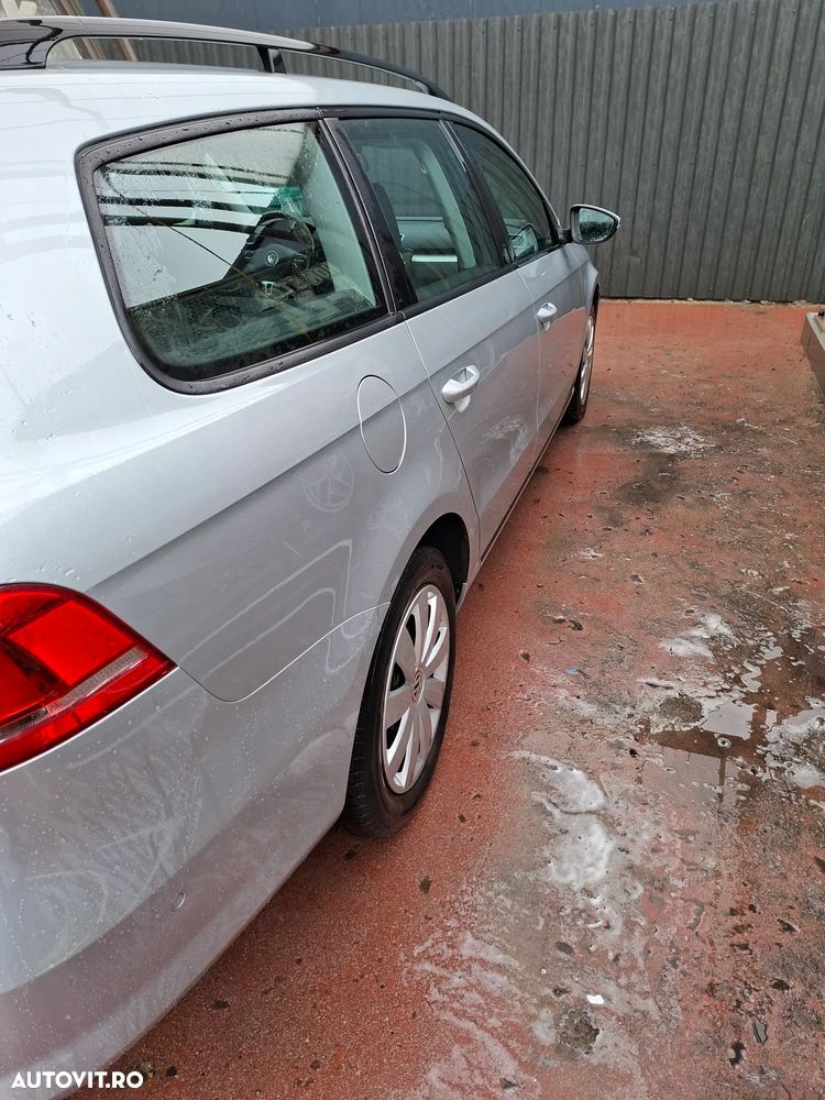 Volkswagen Passat 2.0 TDI DPF Comfortline - 4