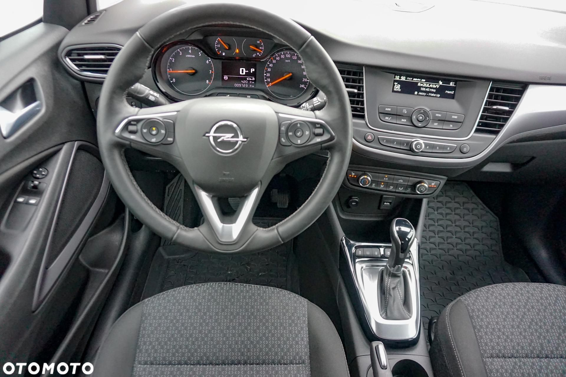 Opel Crossland - 30