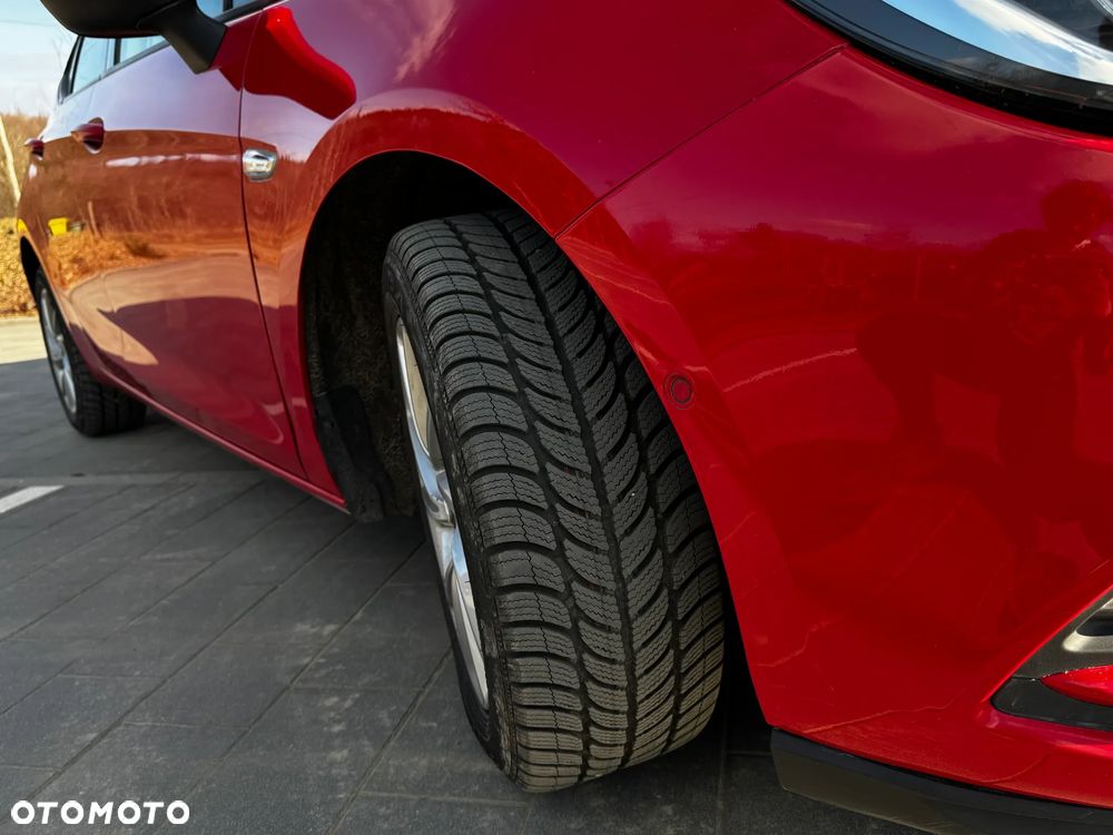 Opel Astra 1.4 T Dynamic - 19