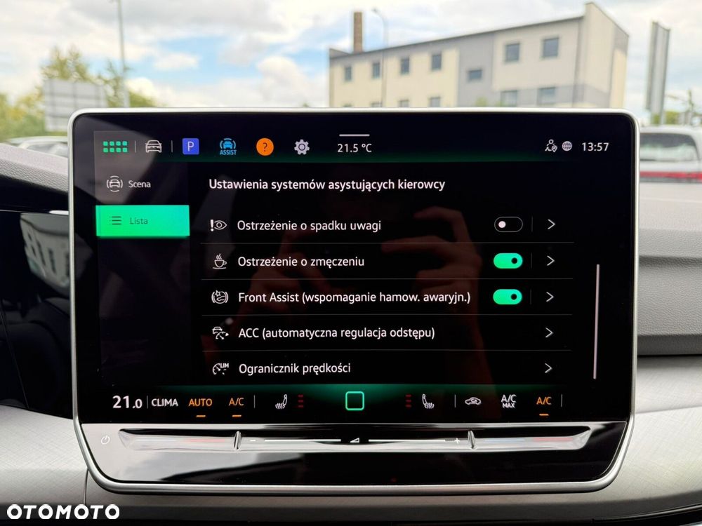 Volkswagen Golf Variant 1.5 eTSI mHEV Life DSG - 18