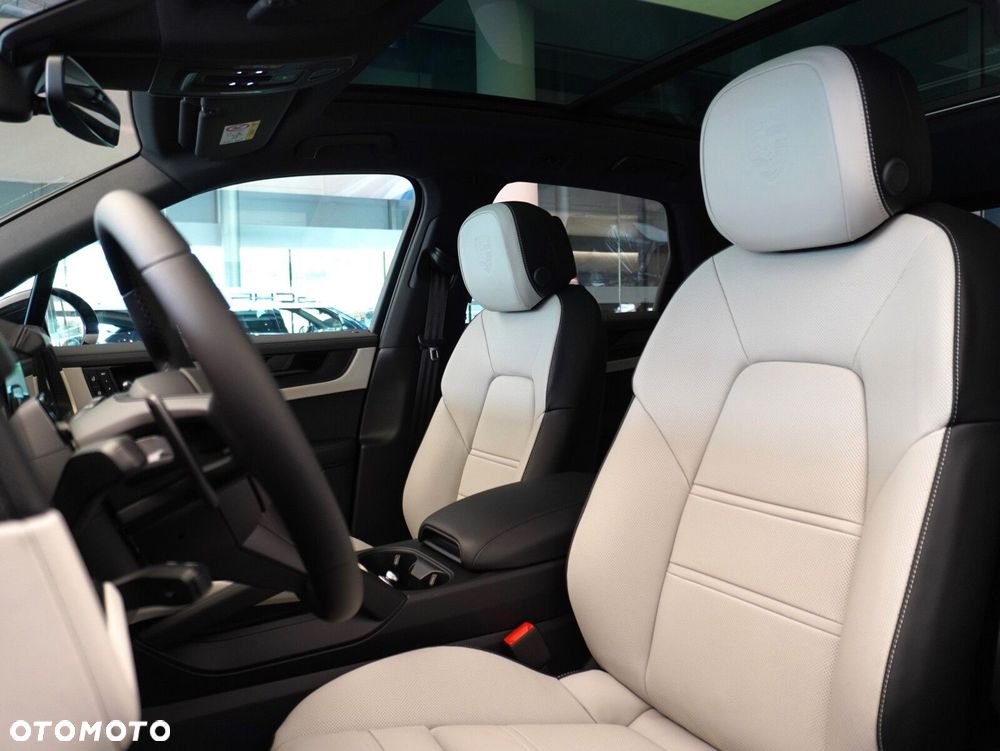 Porsche Cayenne Black Edition - 30