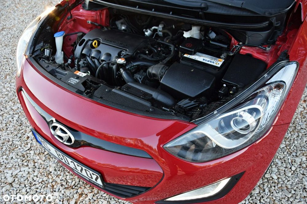 Hyundai i30 1.4 BlueDrive Run - 9
