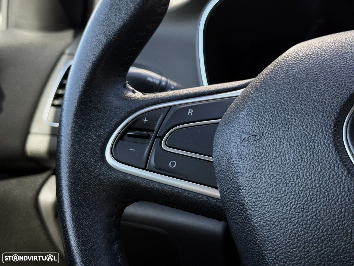Renault Mégane Sport Tourer 1.5 Blue dCi Limited - 13