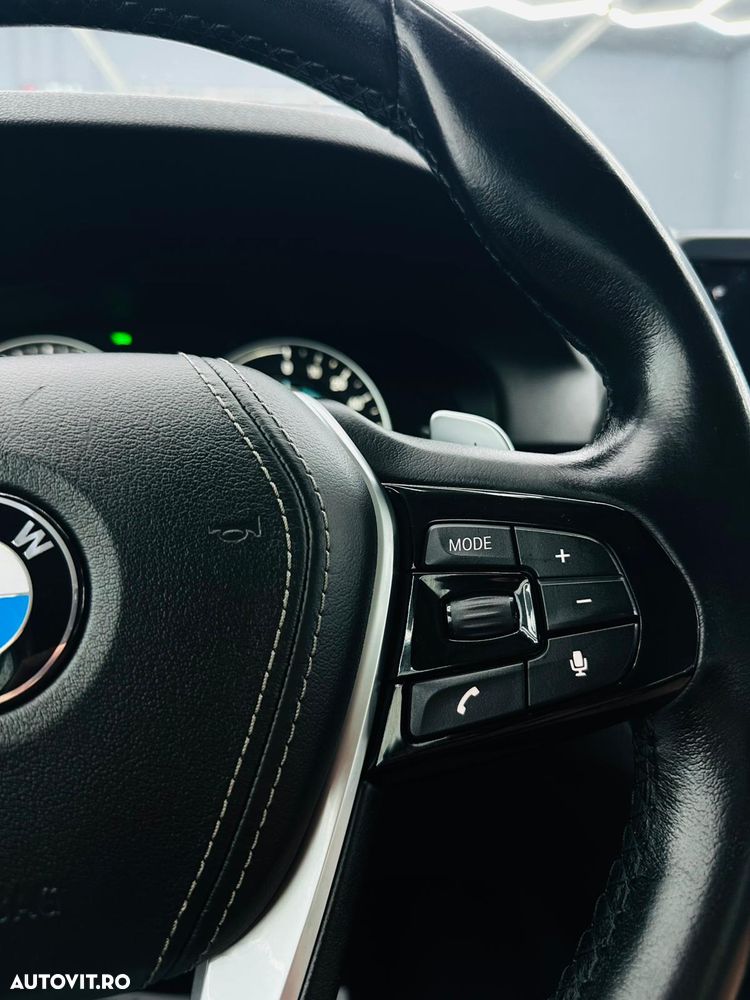 BMW Seria 5 - 34
