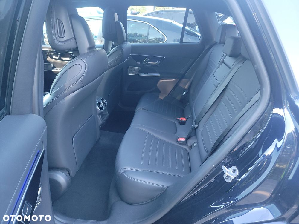 Mercedes-Benz GLC 300 4Matic 9G-TRONIC - 6
