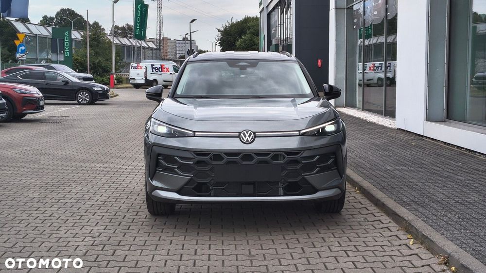 Volkswagen T-Roc - 3