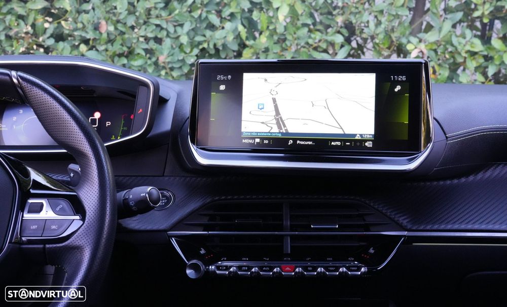 Peugeot 2008 PureTech 130 EAT8 GT Pack - 34