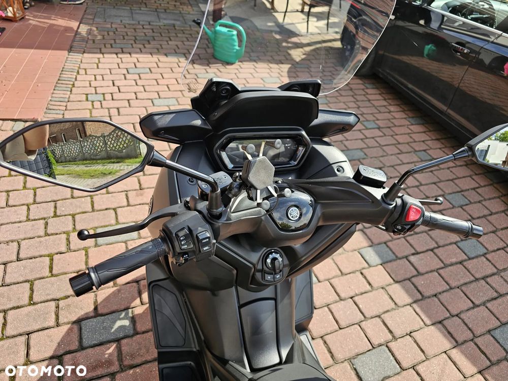 Yamaha X-max - 15