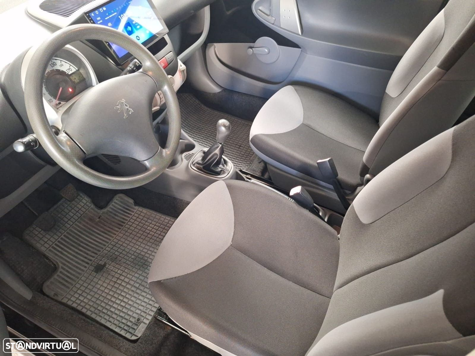 Peugeot 107 1.0 Urban - 15