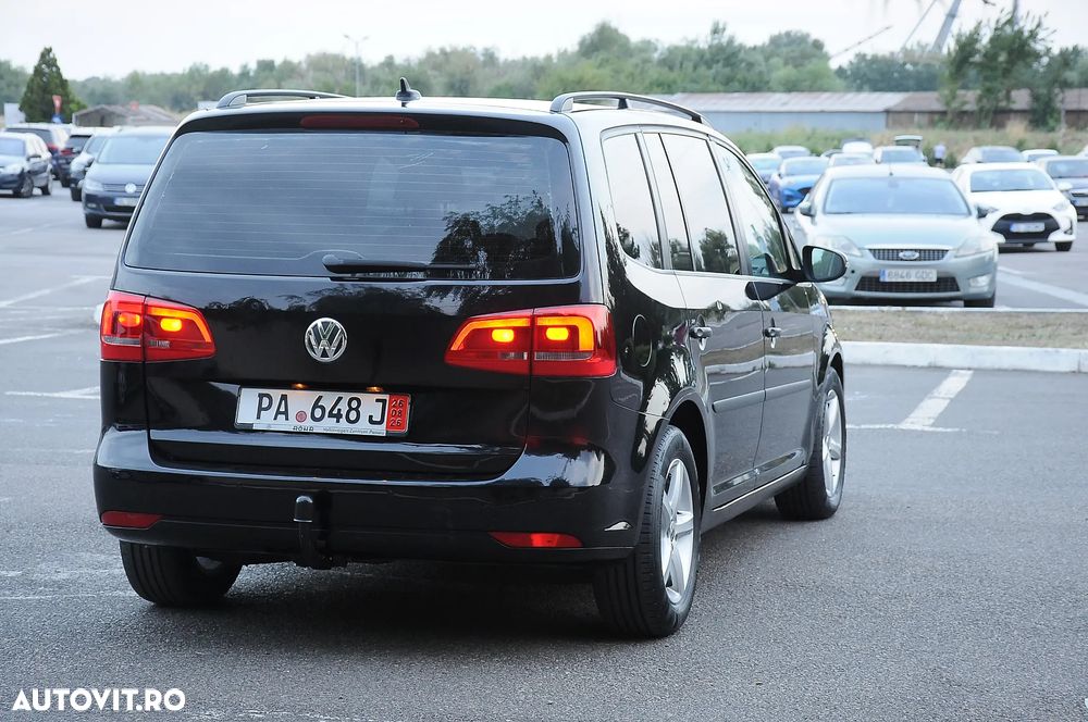Volkswagen Touran 1.6 TDI Comfortline - 4