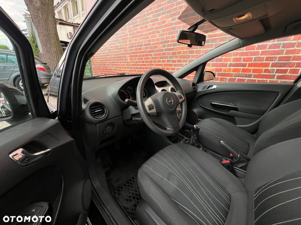 Opel Corsa - 8