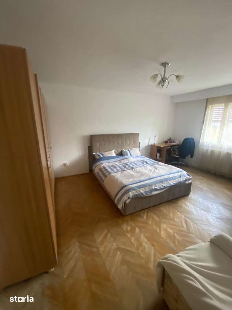Exclusiv Casa de vânzare -zona Cehov Baia Mare - Imagine principală: 3/11
