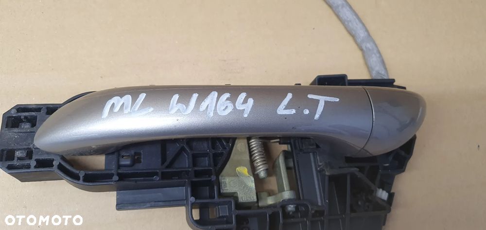 Klamka zewnętrzna lewy tył tylna lewa Mercedes ML W164 - 8