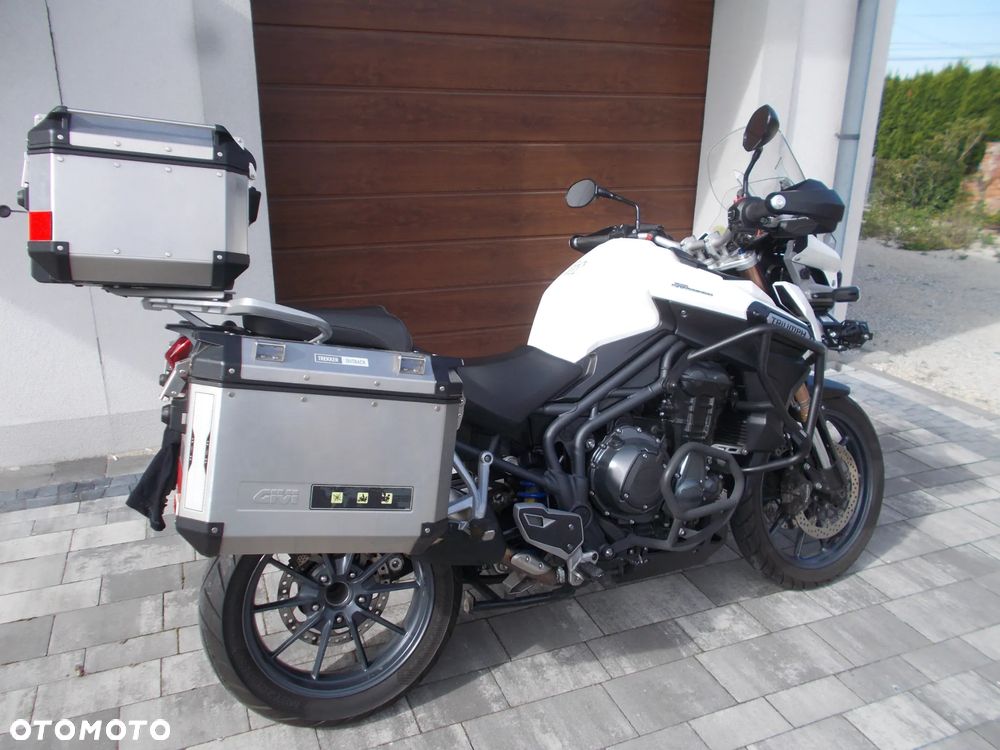 Triumph Tiger - 2