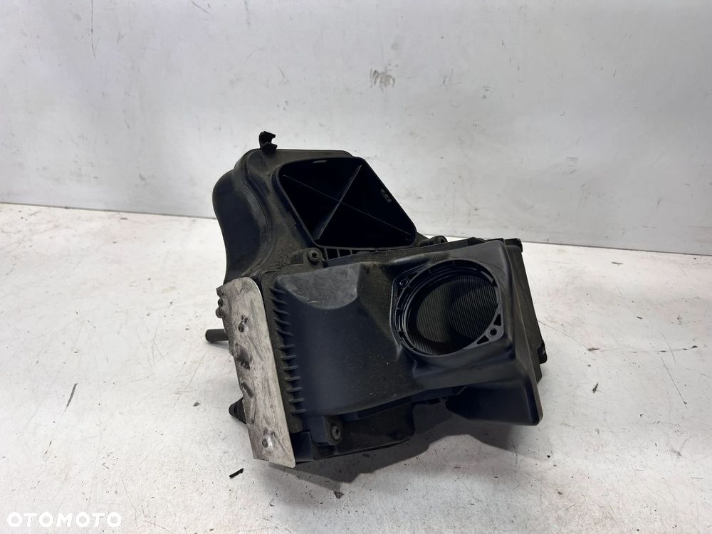 OBUDOWA FILTRA POWIETRZA AUDI A4 B8 A5 Q5 8R 8R0133837E 8R0133843C - 2