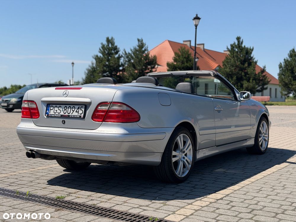 Mercedes-Benz CLK - 5