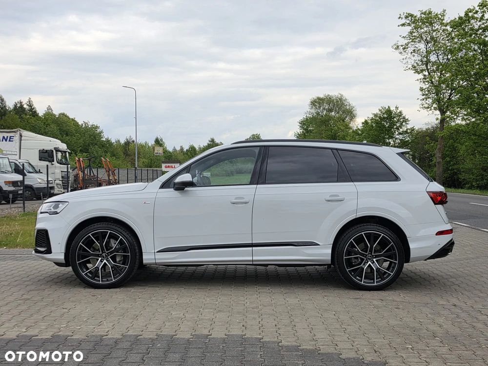 Audi Q7 - 11