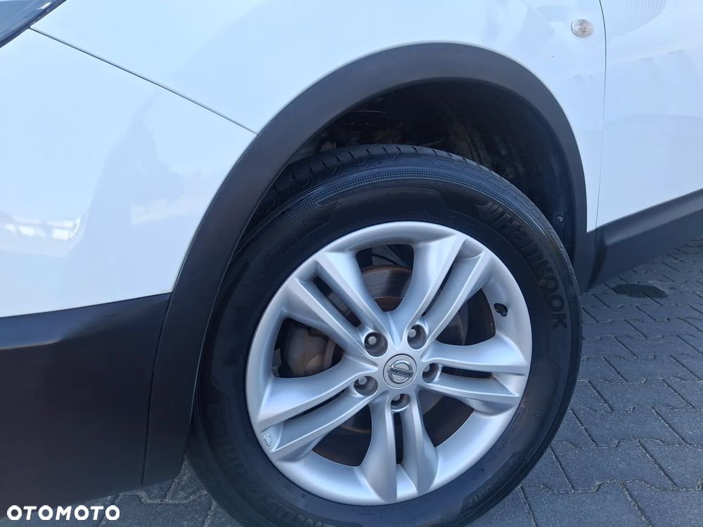 Nissan Qashqai 1.6 visia - 17