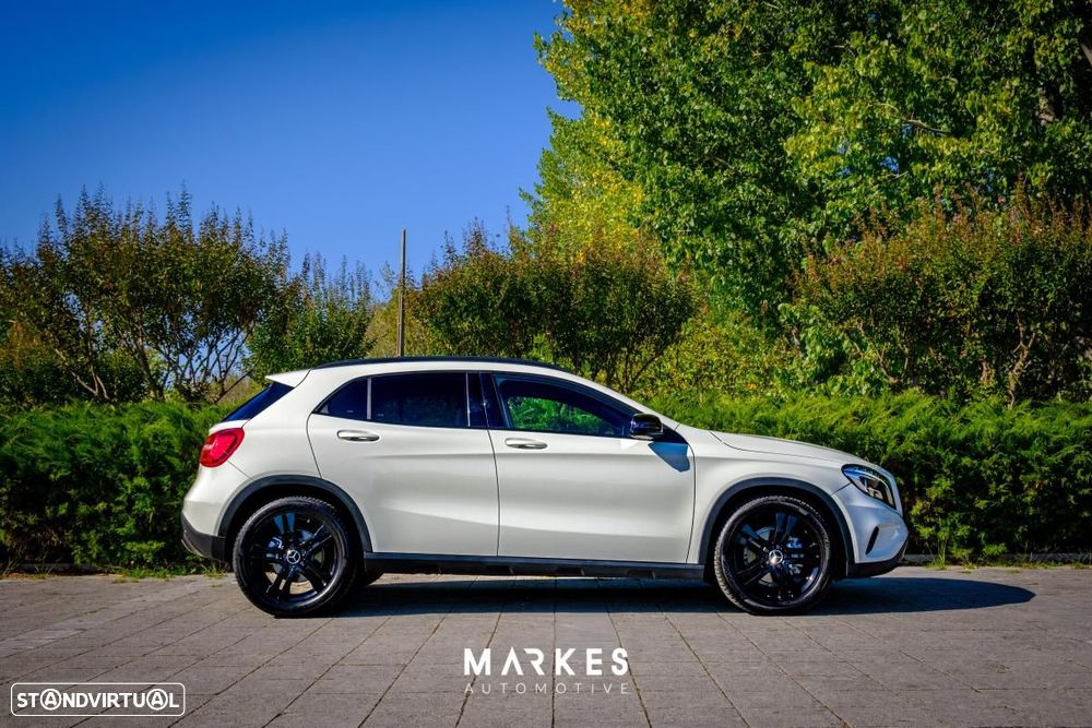 Mercedes-Benz GLA 220 d 7G-DCT Urban - 9