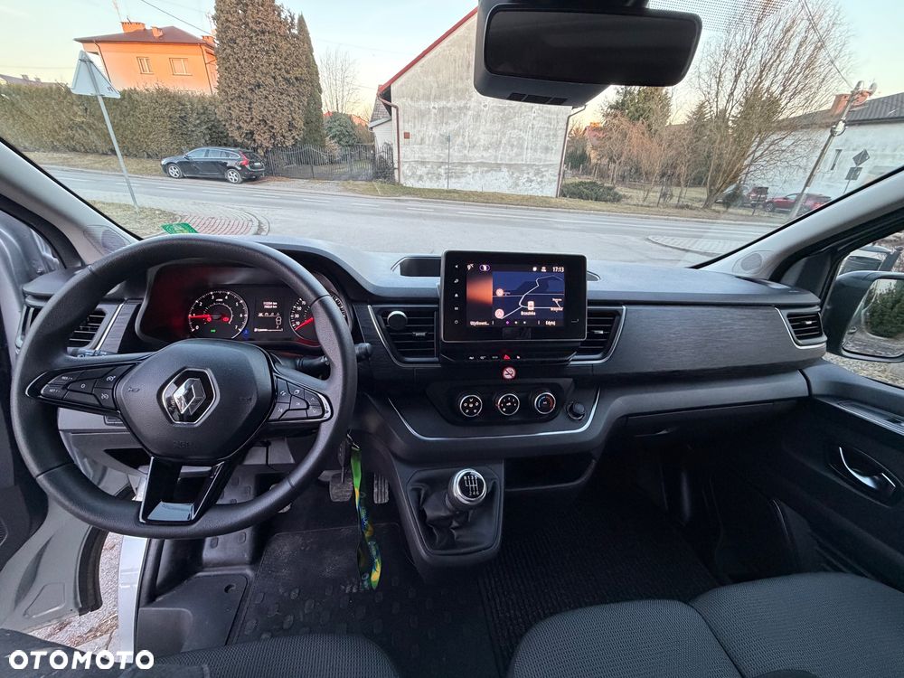 Renault Trafic - 18