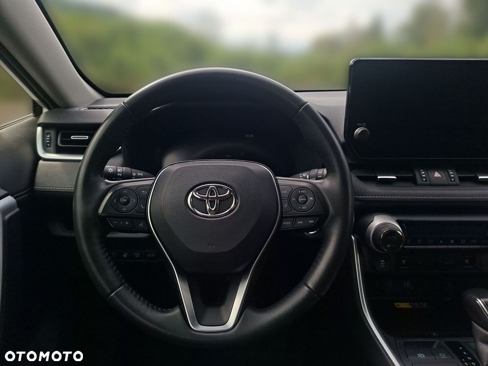 Toyota RAV4 - 16