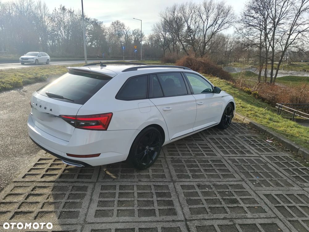 Skoda Superb 2.0 TDI SCR Sportline DSG - 3