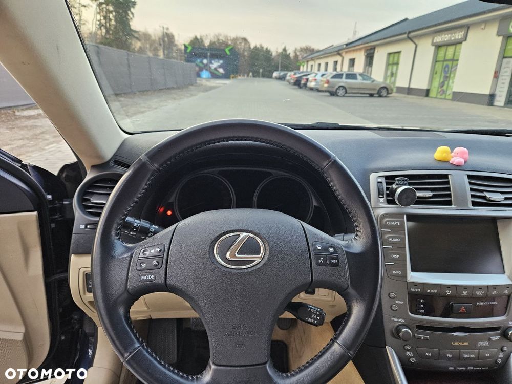 Lexus IS 220 D Prestige - 14