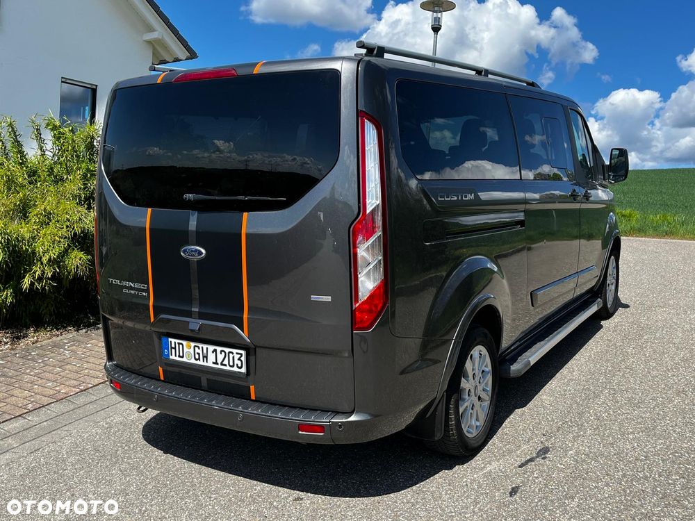 Ford Tourneo Custom 2.0 EcoBlue L2 Titanium - 6