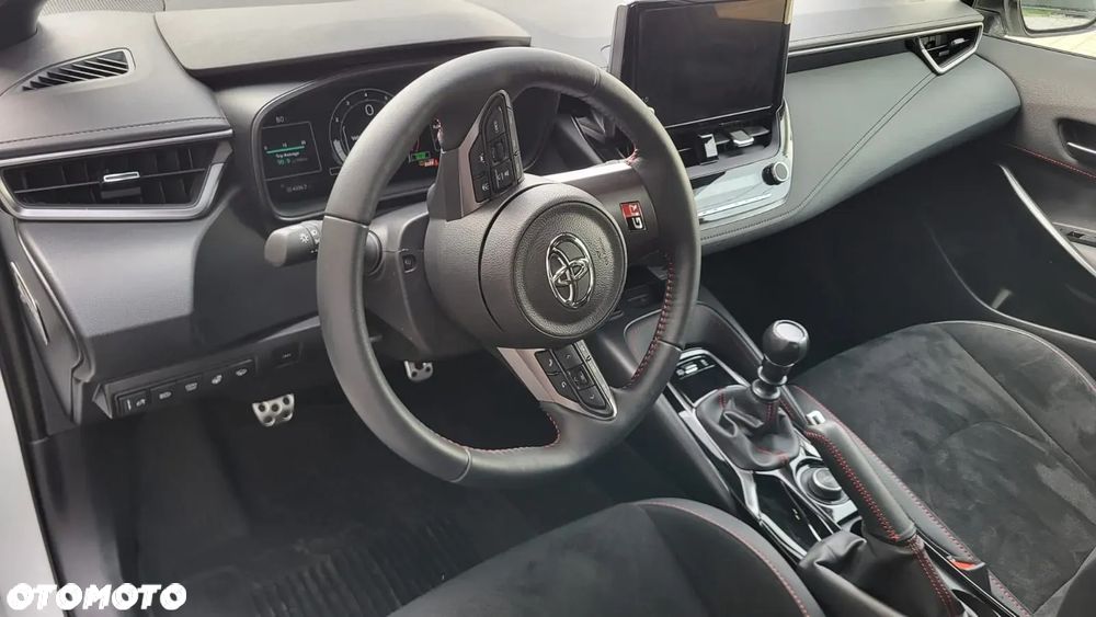 Toyota Corolla - 10