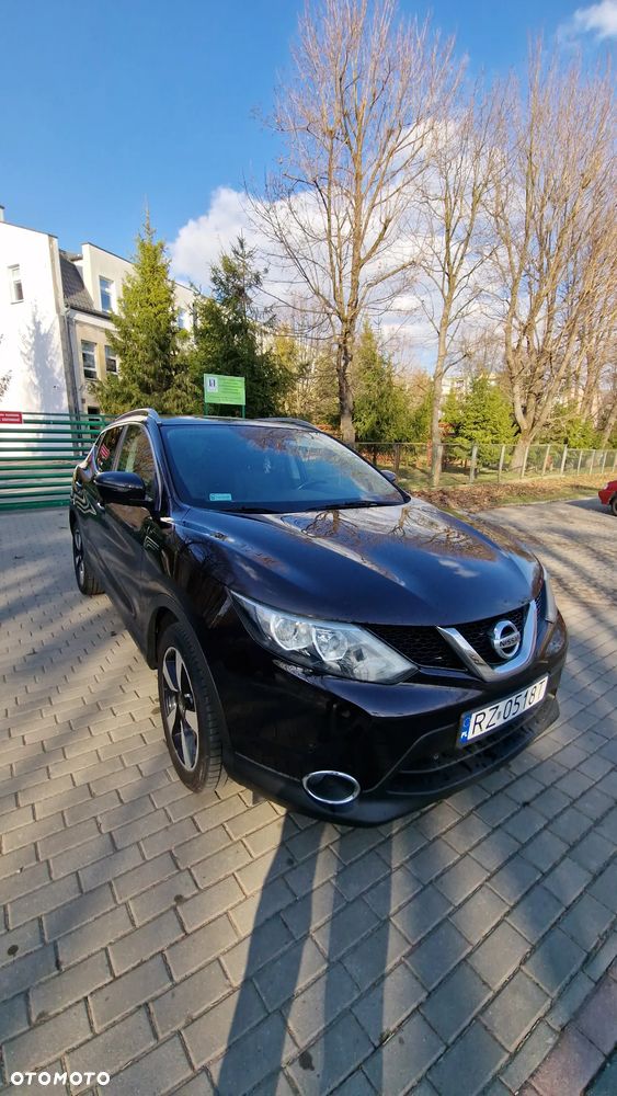Nissan Qashqai - 2