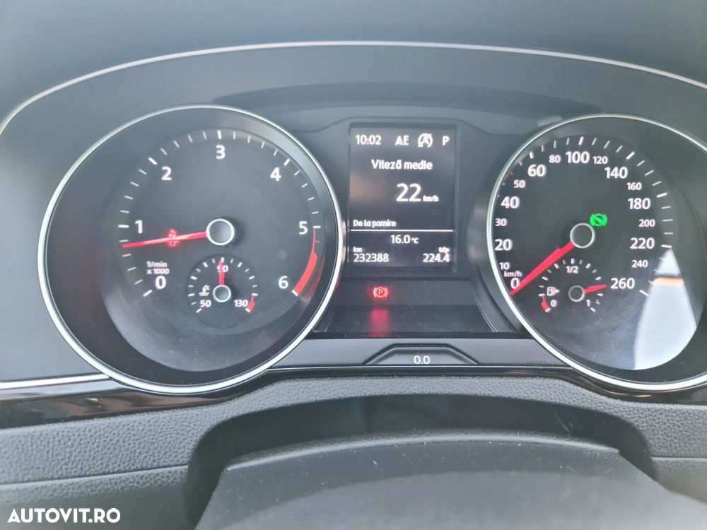 Volkswagen Passat 2.0 TDI DSG Comfortline - 2