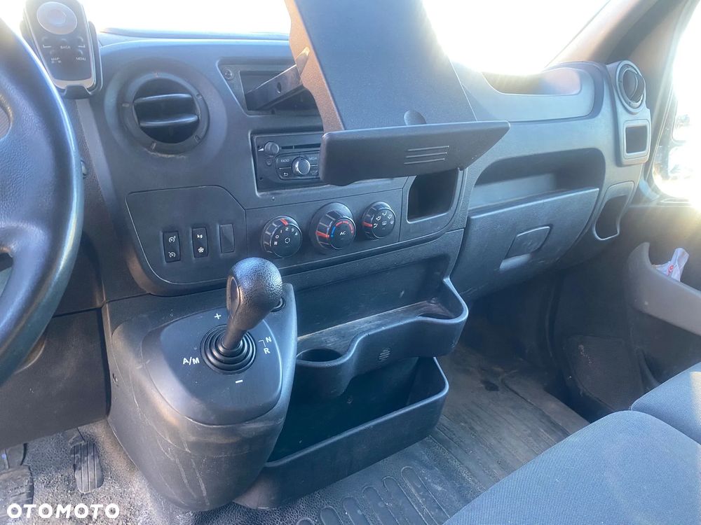 Renault Master - 10