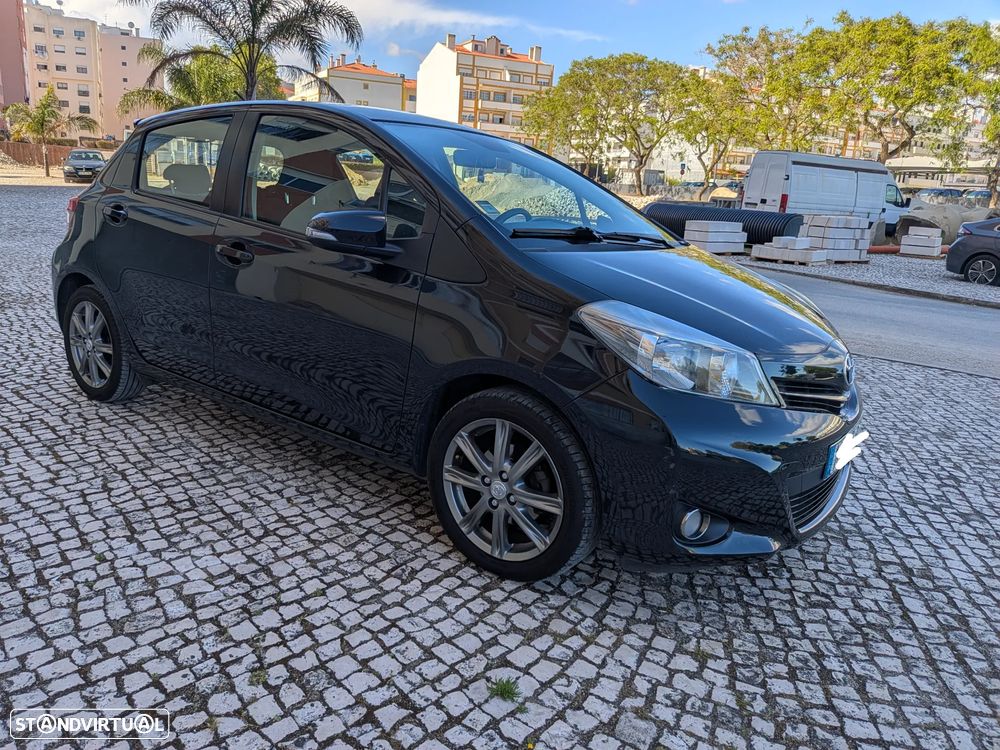 Toyota Yaris 1.33 VVT-i Sport - 1