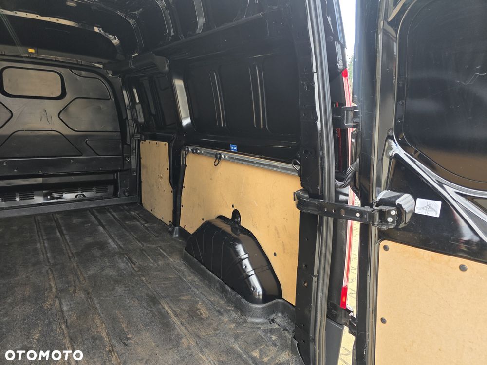 Ford Transit  Custom - 13