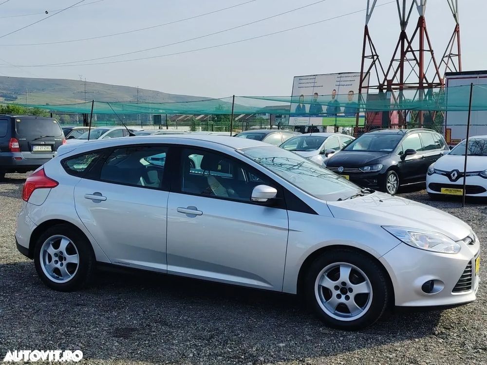Ford Focus 1.6 TDCI DPF Start-Stopp-System Trend - 10