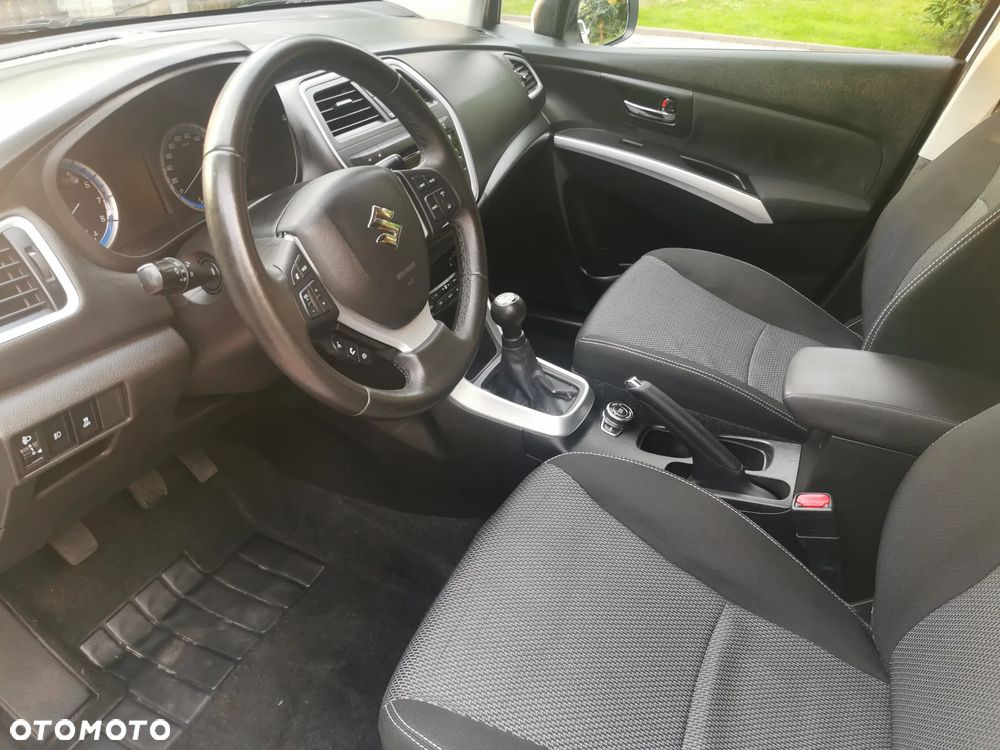 Suzuki SX4 1.6 Comfort Plus 4WD - 10