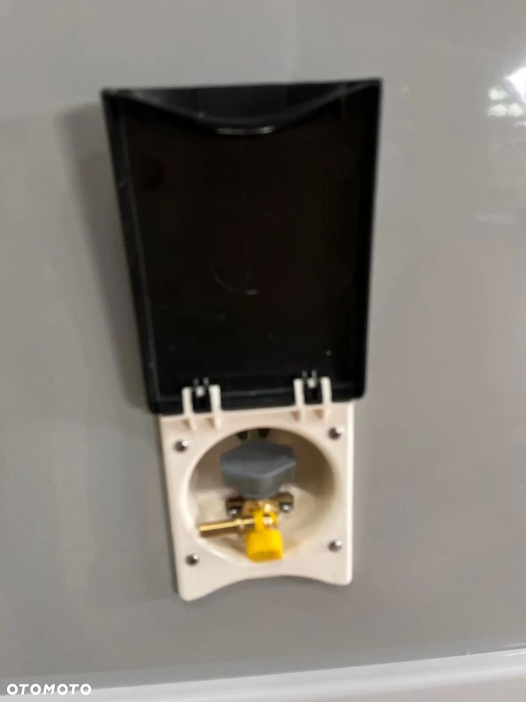 McLOUIS MC4 881 Model 2026 - 12