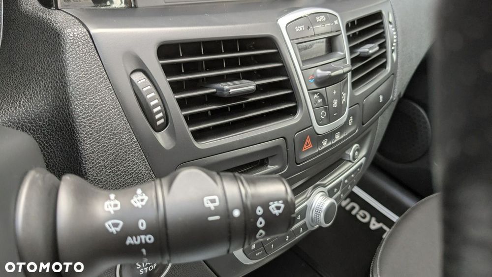 Renault Laguna - 26