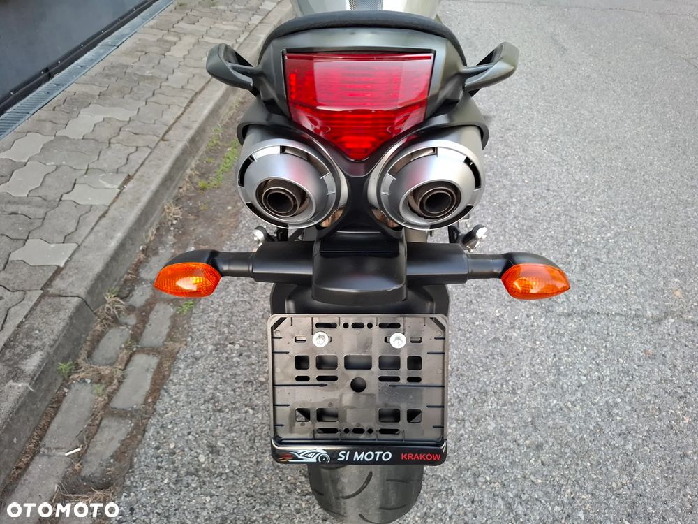 Yamaha FZ6 - 5