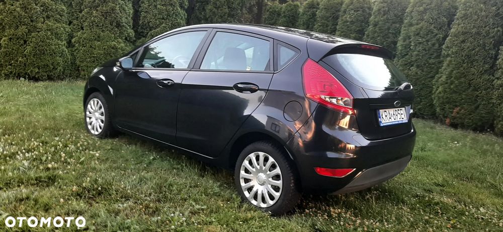 Ford Fiesta - 17