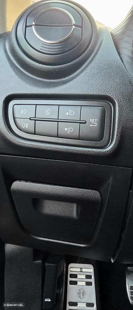 Alfa Romeo MiTo - 22