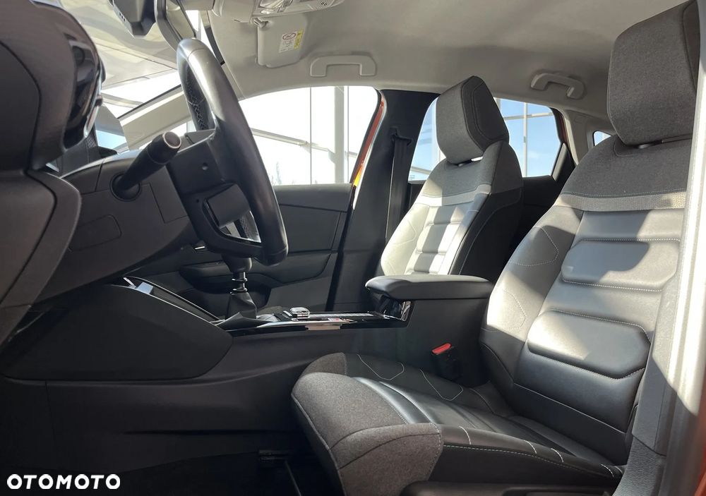 Citroën C4 1.2 PureTech Shine S&S - 23